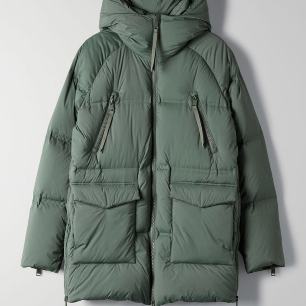 ARITIZA The Group by Babaton Big Sky Puffer